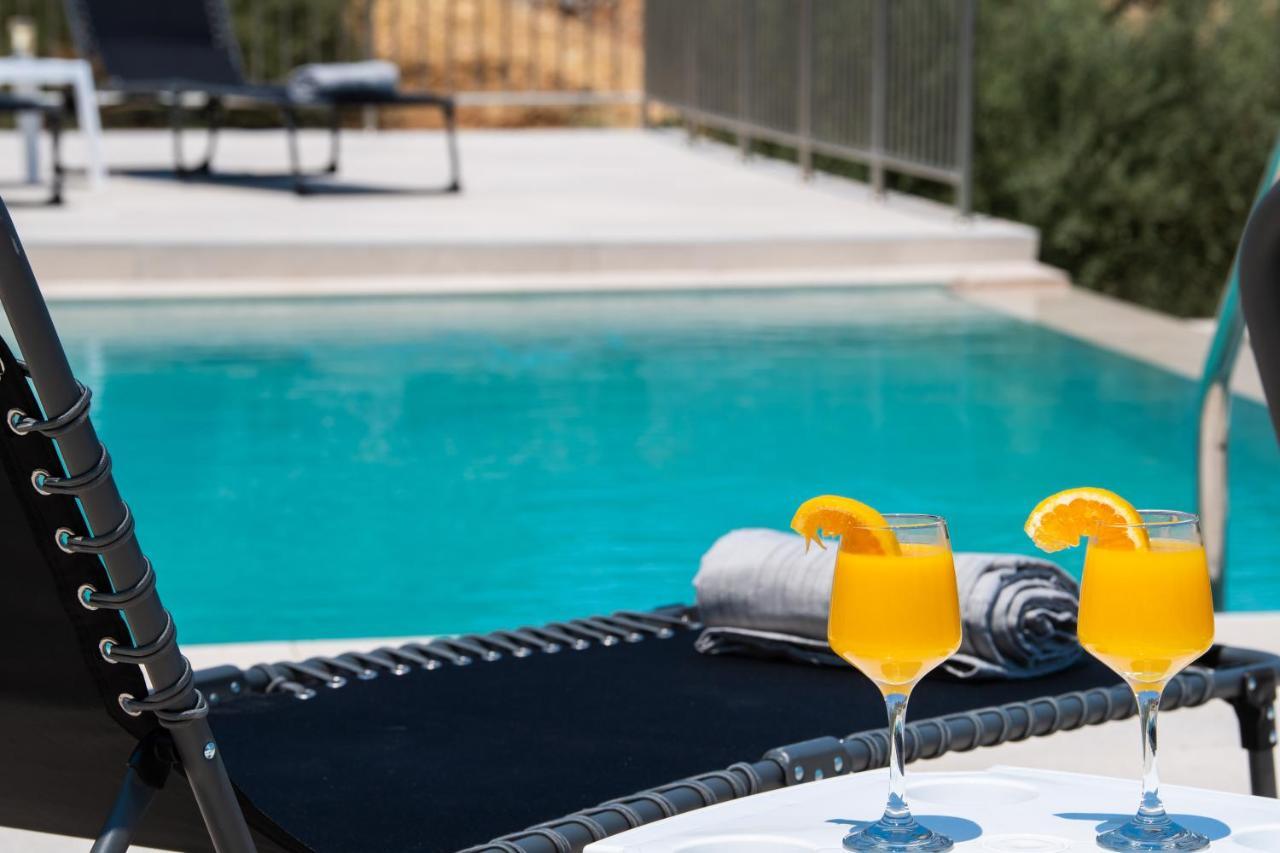 Apolpaina Villelia View Villas 2 מראה חיצוני תמונה
