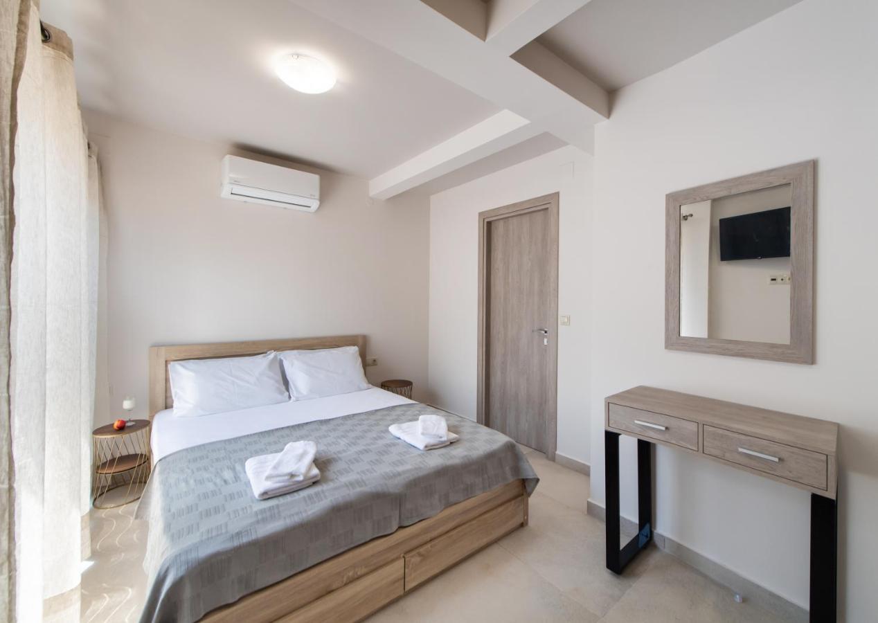 Apolpaina Villelia View Villas 2 מראה חיצוני תמונה