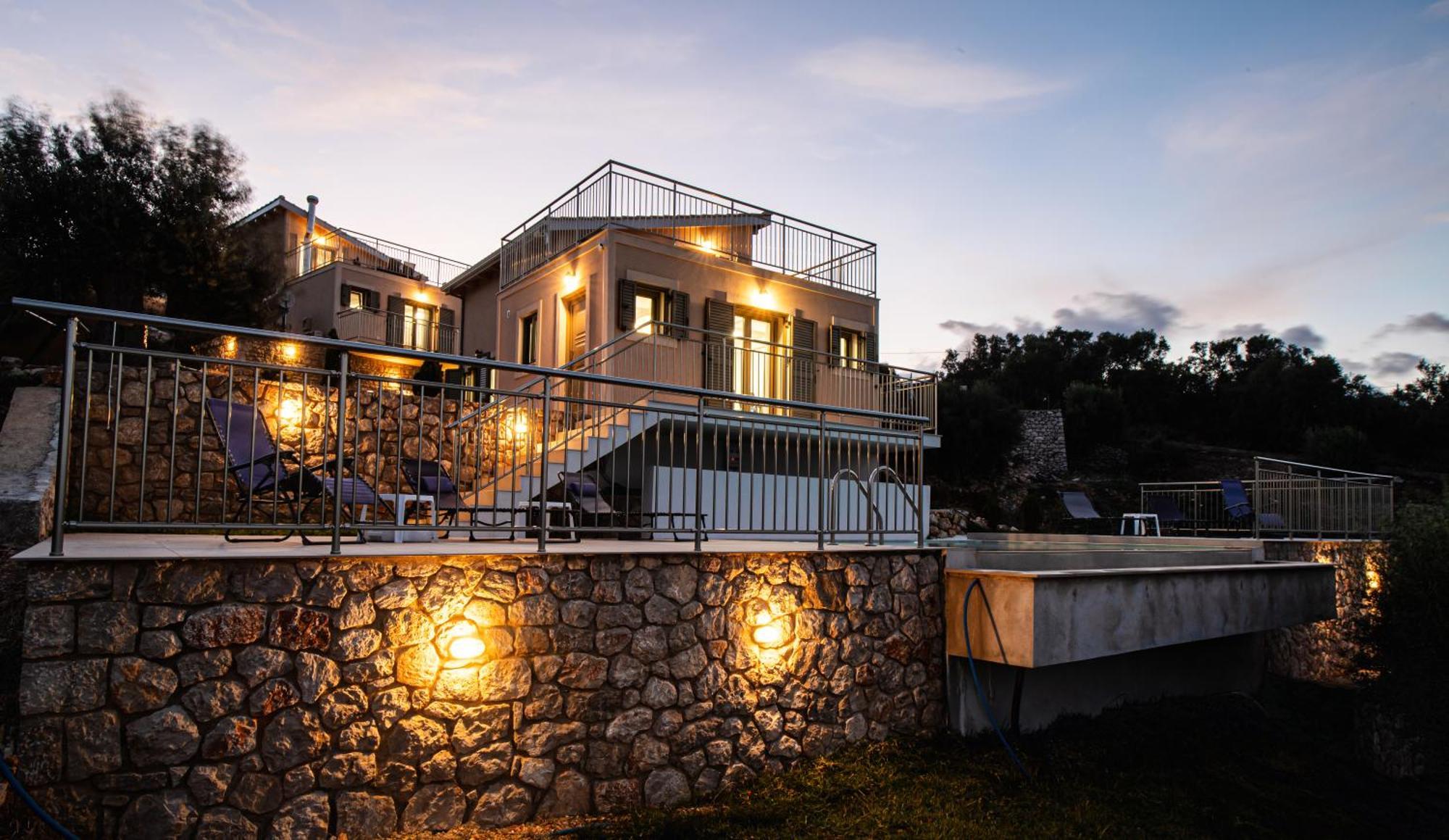 Apolpaina Villelia View Villas 2 מראה חיצוני תמונה